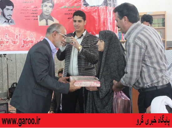 مراسم تجلیل ازمادران آسمانی در نهاوند برگزار شد + تصاویر