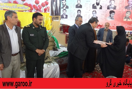 مراسم تجلیل ازمادران آسمانی در نهاوند برگزار شد + تصاویر