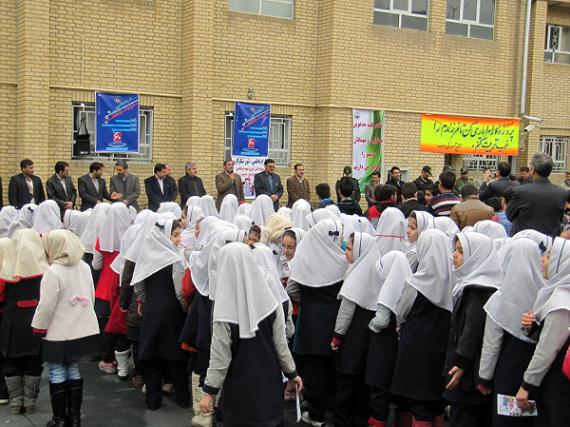 برگزاری مراسم شور نيکوکاری و اکرام فاطمی در مدارس نهاوند 